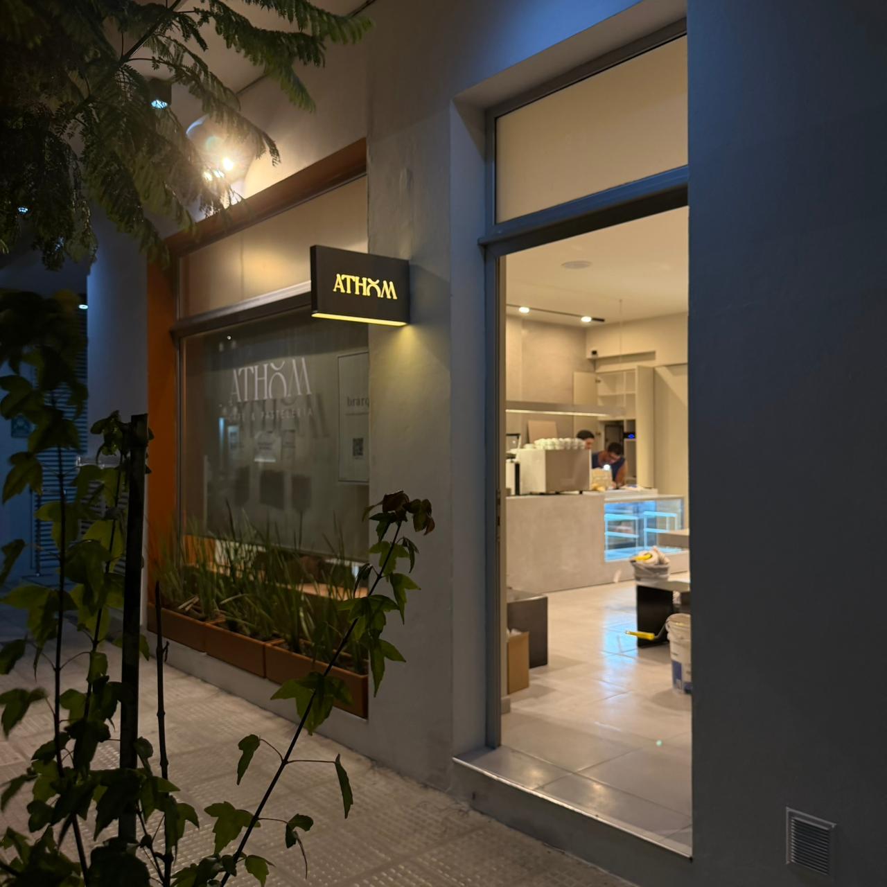 Analog Estudio — Athom Café